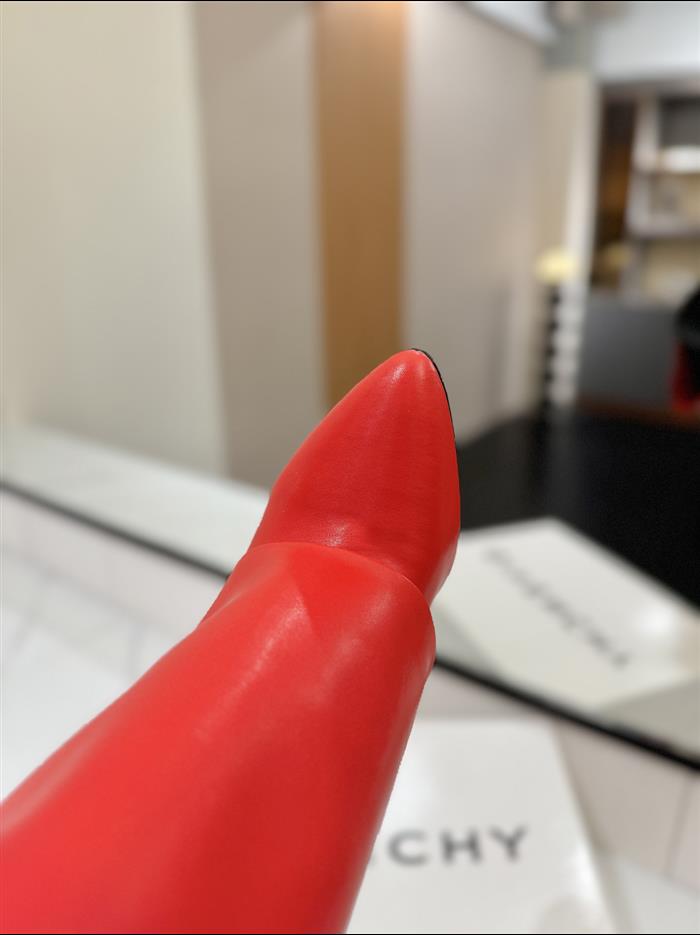 20251128174450157 590